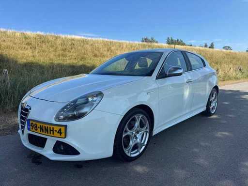 Alfa Romeo Giulietta 1.4 T Sport Distintiva 98-NNH-4