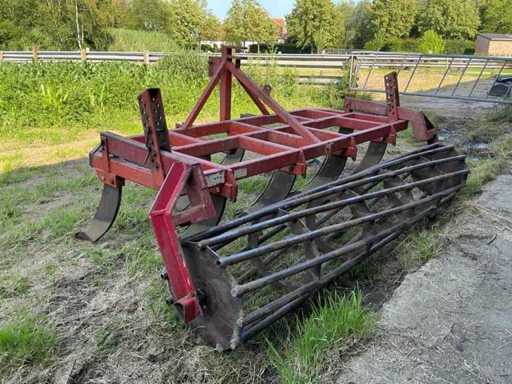 2004 Evers Cultivator met kooirol