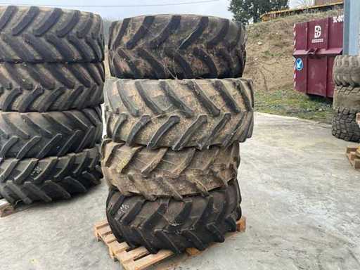 Verschiedene Reifen (4x)