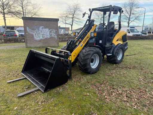 2022 Gehl SL530 Shovel