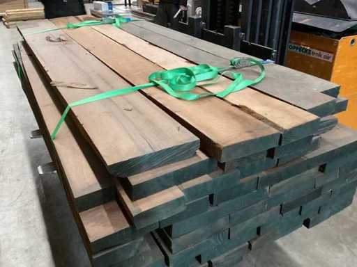 Cherry planed / boards trimmed on 4 sides / 2.50m long / max width board 30cm / thickness board 50mm / dry air-dried