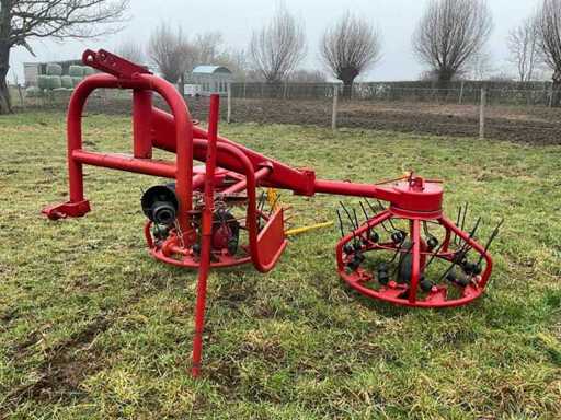 PZ tedder with rake