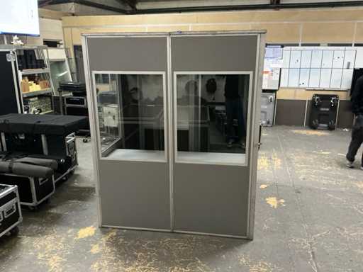 Cabina di traduzione