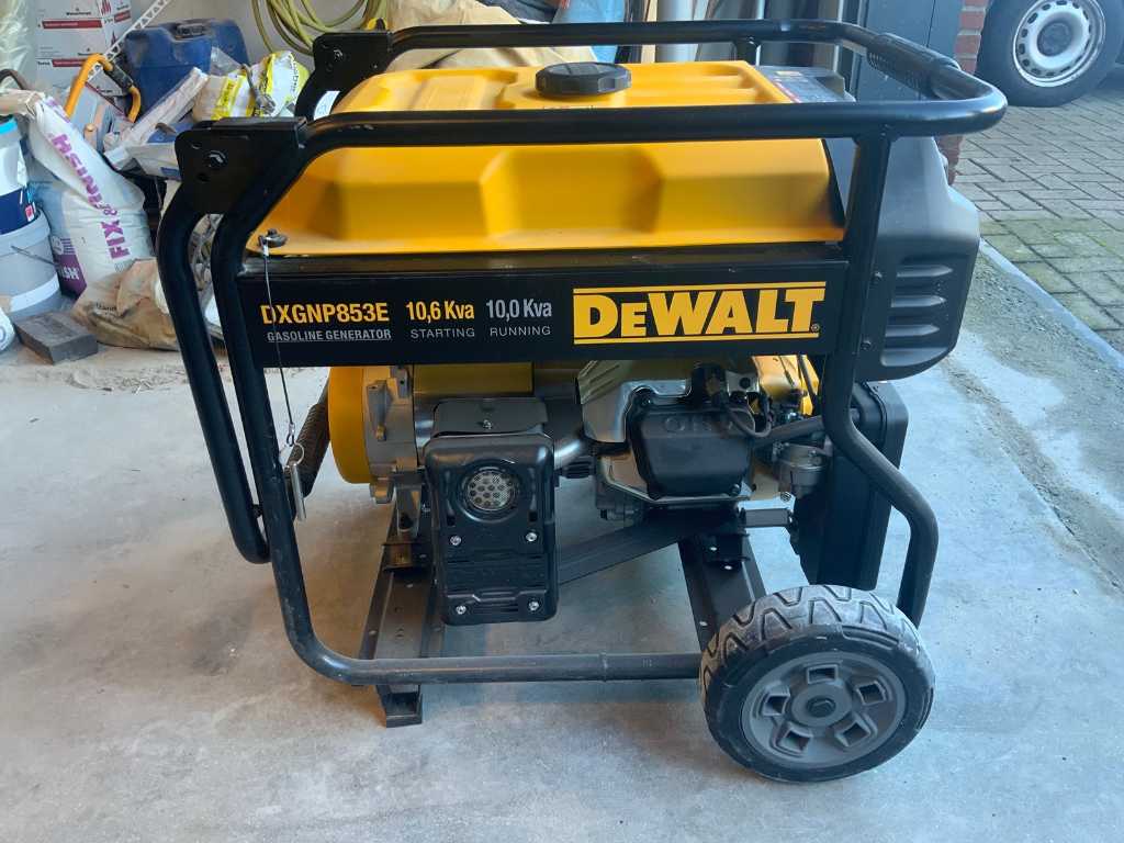 Dewalt - DXGNP853E - Groupe électrogène à essence 10,6 Kva 