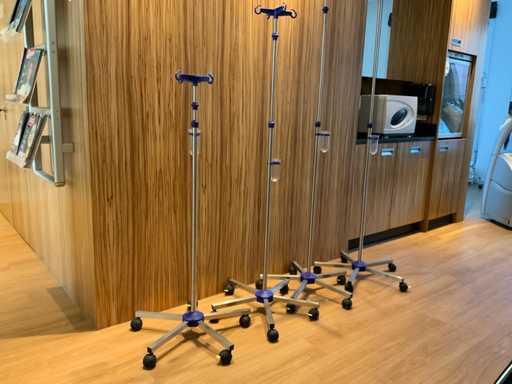 Provita Infusion Pole (4x)