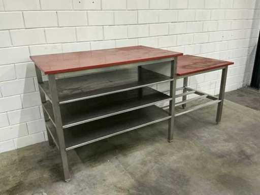 Stół roboczy przy stole tnącym