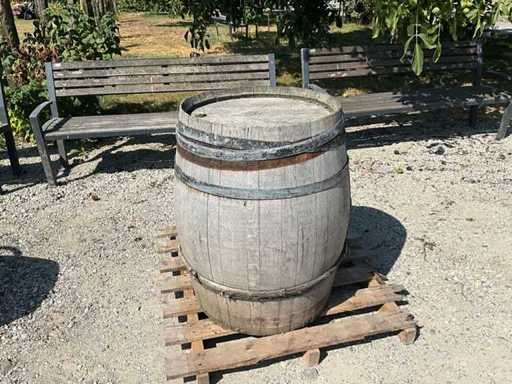 Oak barrel