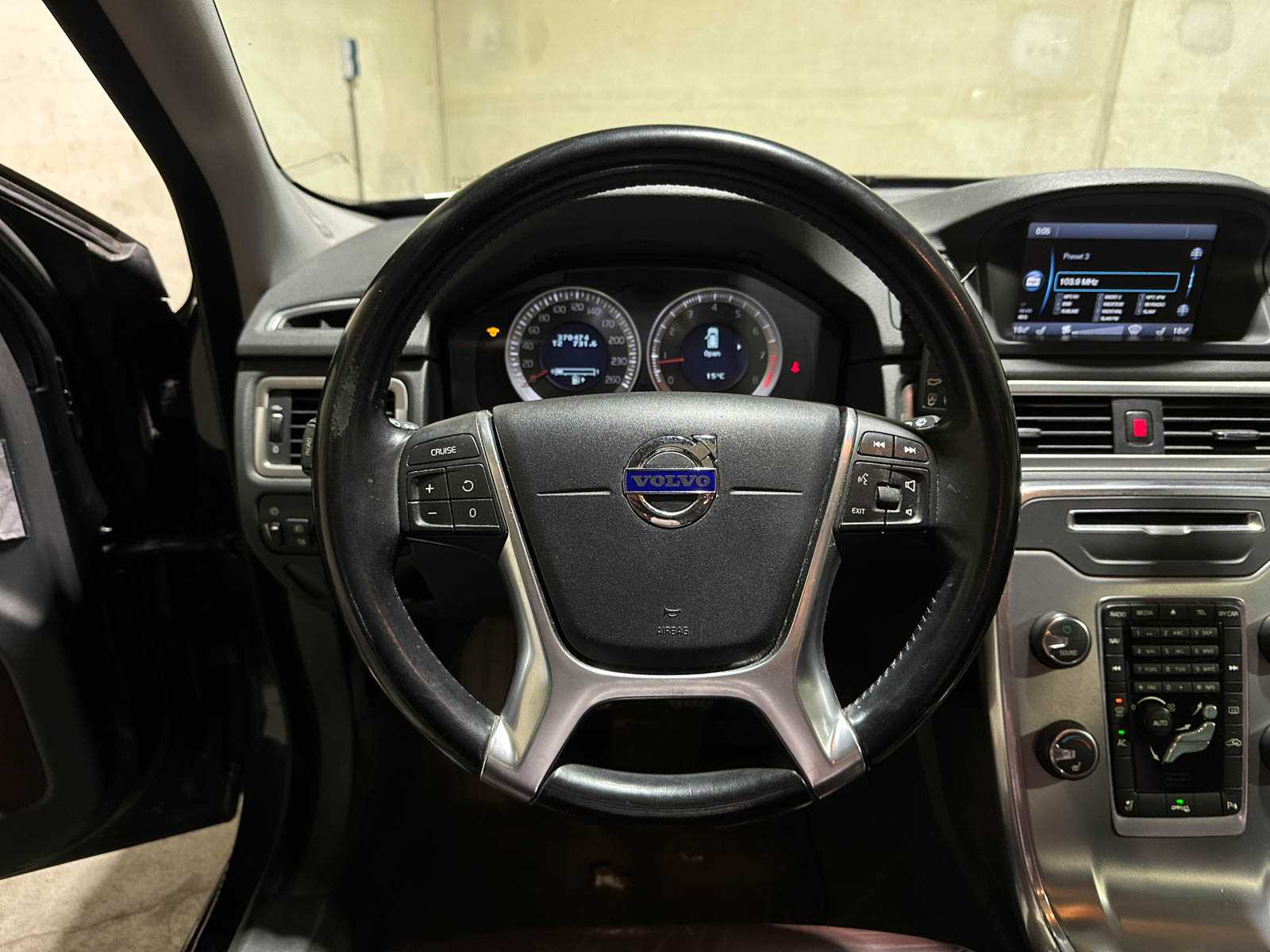 Volvo V70 1.6 T4 Limited Edition 179pk 2011 (Origineel-NL), 63-RSF-2