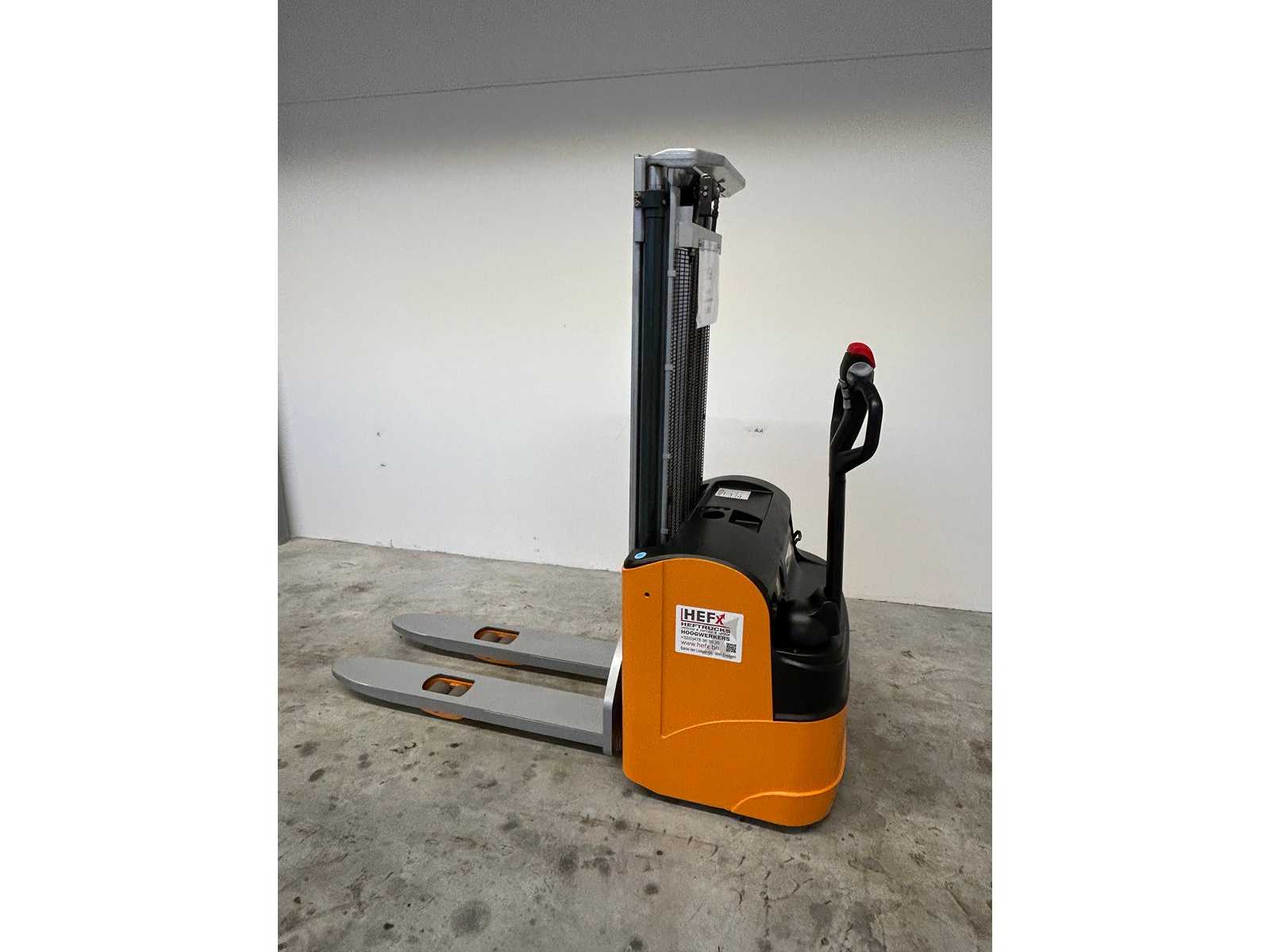 Still – 2007 – EGV 14 – Stacker