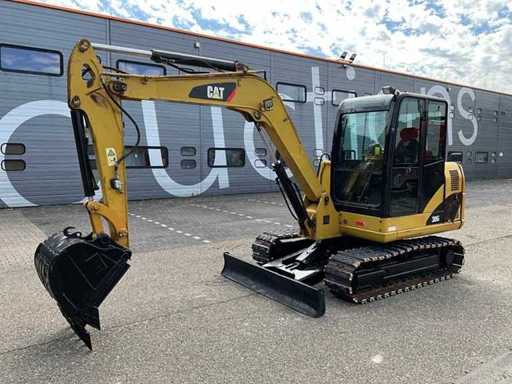 Koparka Midi Caterpillar 306 z 2011 roku