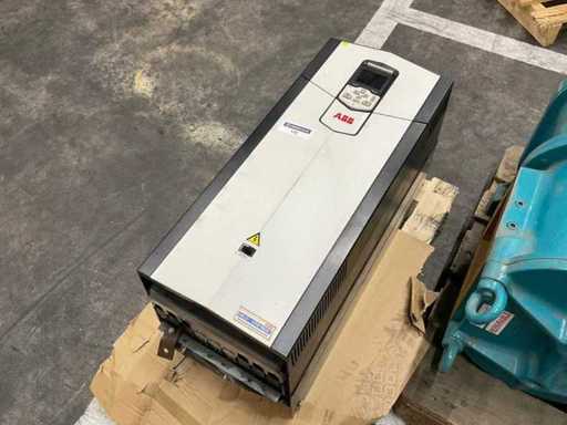 ABB ACS880 Frequency Converter