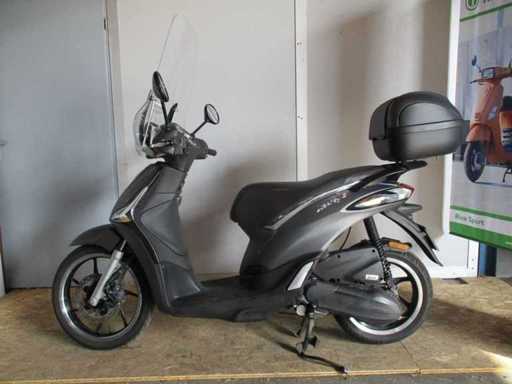 Piaggio Liberty s Sport Iget - Bromscooter - Injectie - Scooter