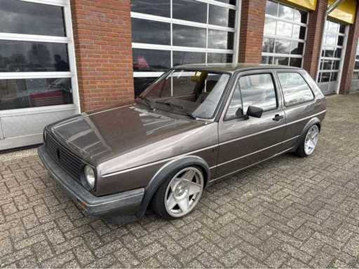 Volkswagen - Golf - Mașină clasică - 1985
