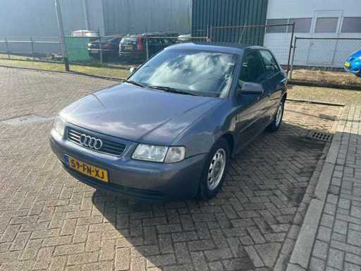 Audi A3 1.6 Atrakcja, 59-FN-XJ