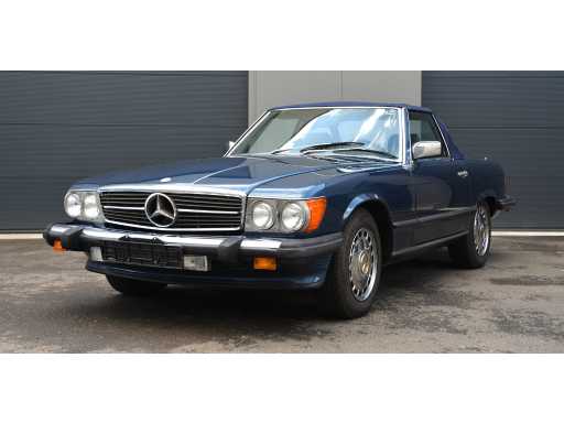 Mercedes-Benz 560 SL