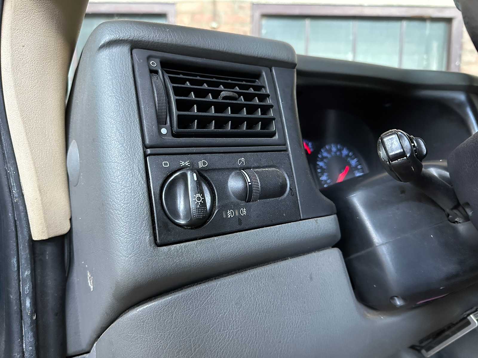 Volkswagen Multivan VR6 2.8 V6 204pk 2003 Youngtimer