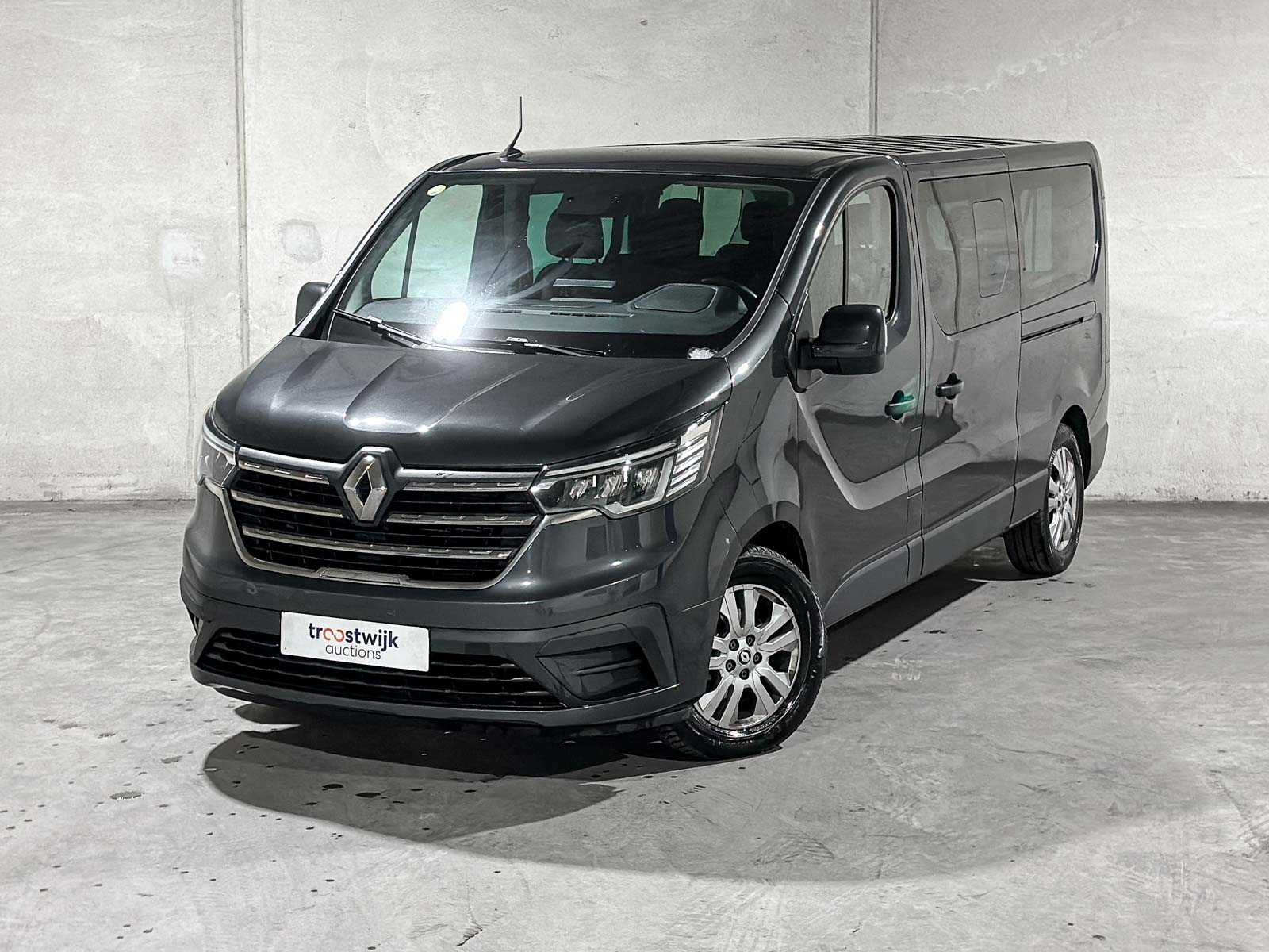 Renault Trafic 2.0 9-Persoons 150pk 2023 Bedrijfswagen