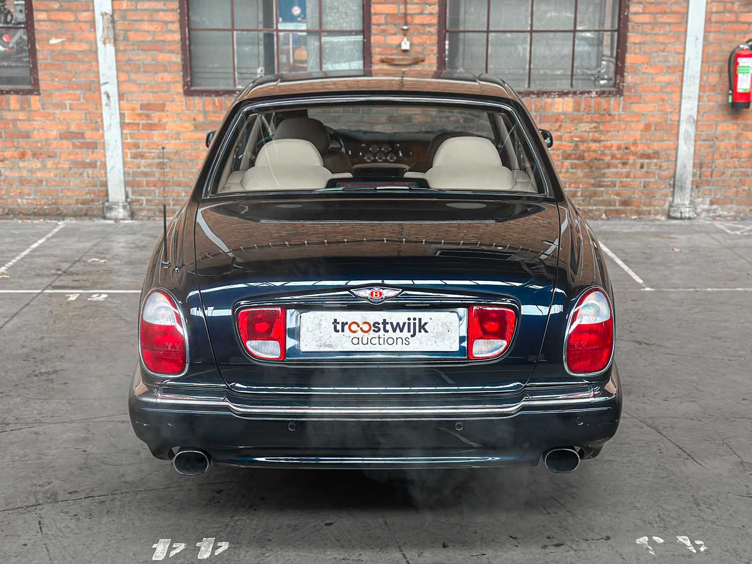 Bentley Arnage 6.8 V8 Red Label 405PK 2001 (Origineel-NL), 31-GN-KD