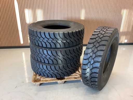 4x Michelin 315/80R22.5 M+S Retread Truck Tire