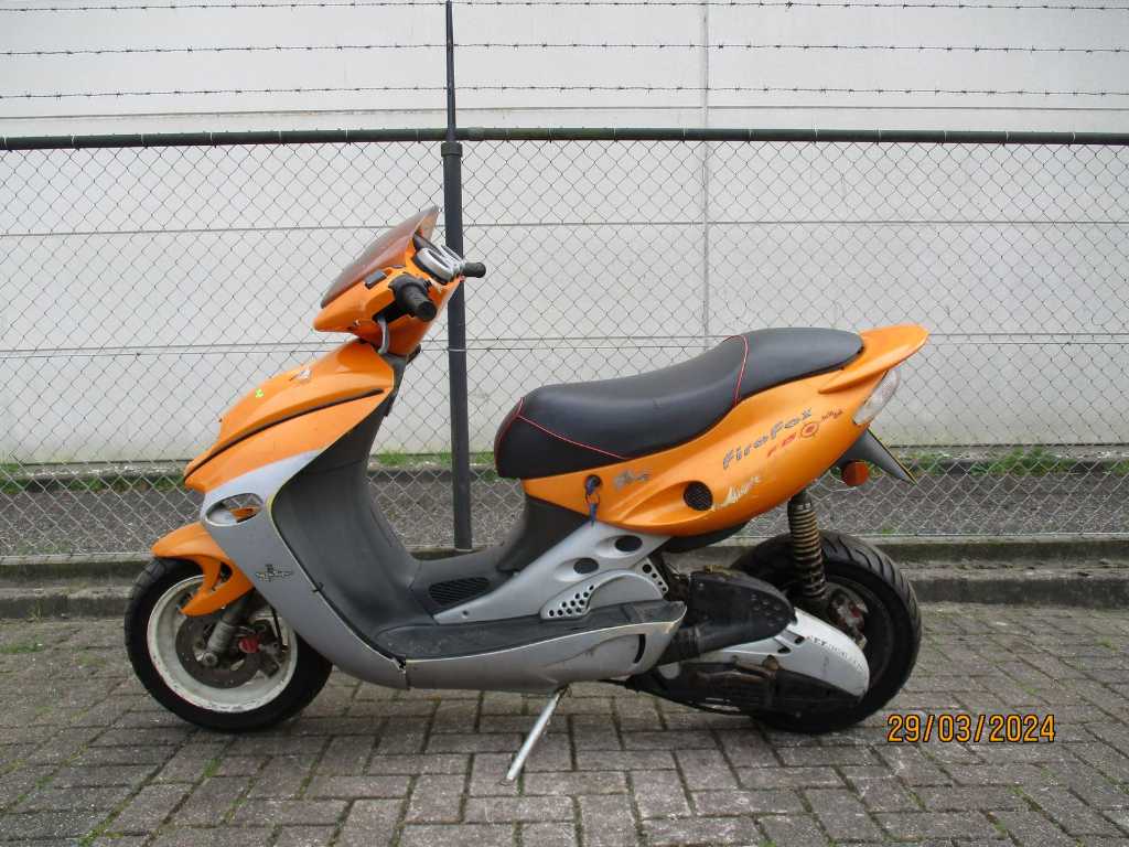 Malaguti Liquid cooled - Moped - FireFox F15 LC DD Twin disk 2 Tact - Scooter