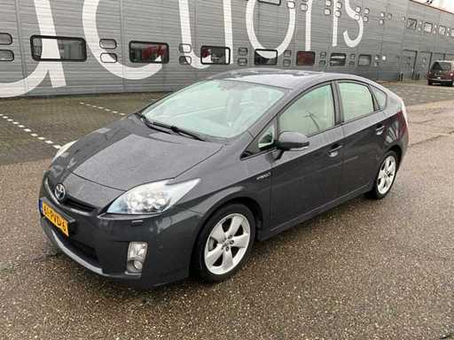 Toyota Prius 1.6 Hybride Voiture Particulière 61-PVD-6 2011