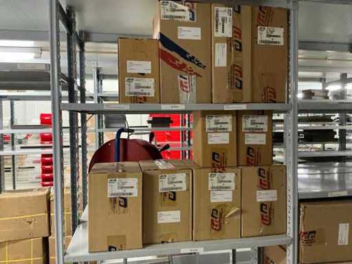 O mulțime de dulapuri de perete ide PL ST (10x)