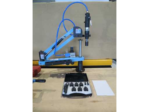 WUHAN JZ - 12 Machine à tapoter