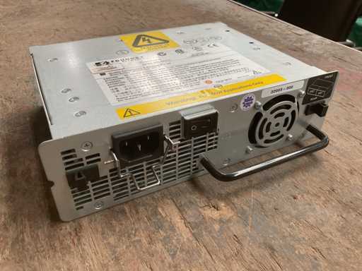 Unitatea de alimentare Foundry Networks 32003-000 REV C
