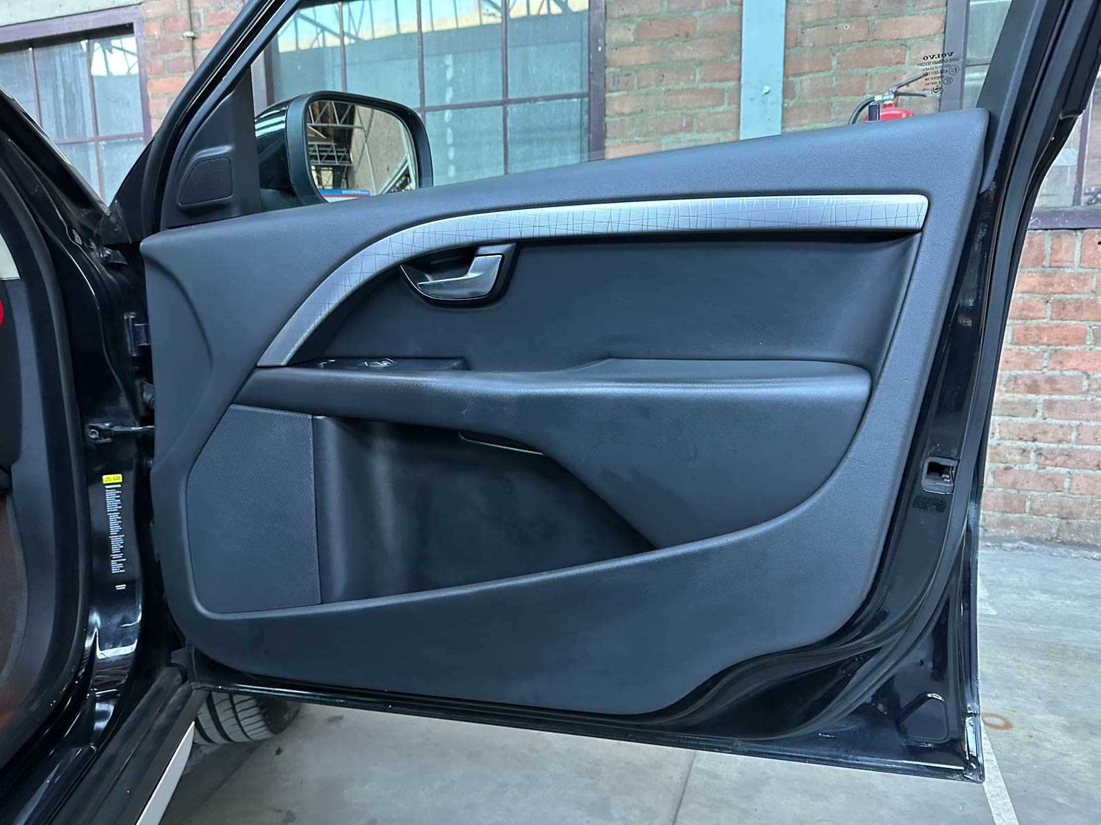 Volvo XC70 2.4 D5 Summum 185pk 2009, PD-287-R Youngtimer