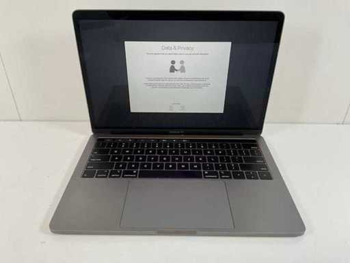 Apple MacBook Pro 13.3”, Core(TM) i7 8th Gen, 16 GB RAM, 251 GB NVMe Laptop