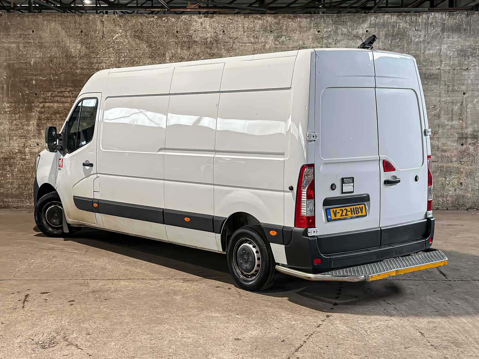 Renault Master T35 2.3dCi L3H2 W.E. 135pk 2024 (Origineel-NL + 1e eigenaar), V-22-HBV