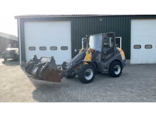 b0a51842-20ac-4b06-b11a-0a0014cfe581.mp4