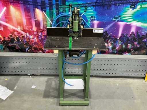 Machine à poinçonner Usine Union 907pp