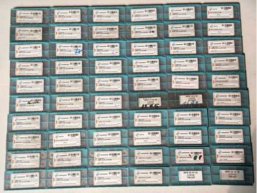   Beaucoup d’inserts / inserts