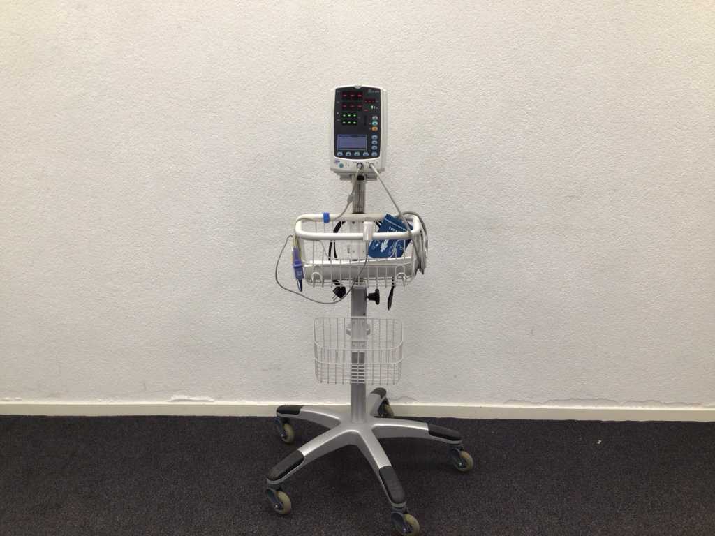 2010 Mindray VS-800 Blood Pressure Monitor