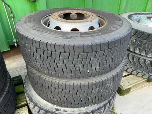 Pneu Pirelli 2x Truck