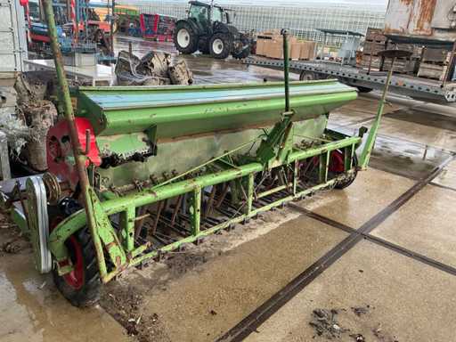 Semoir Hassia DAN 300-19