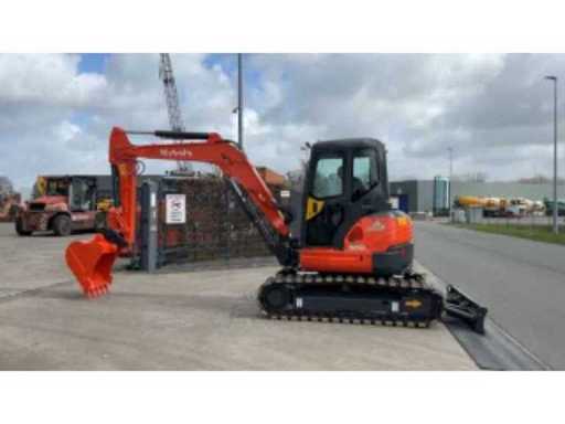 b35aa9d0-fe89-42d5-a074-b5662a9dd211.mp4