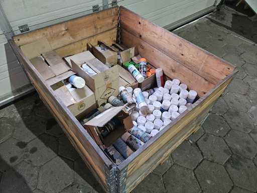 Lots de peinture et de pulvérisation de soudure