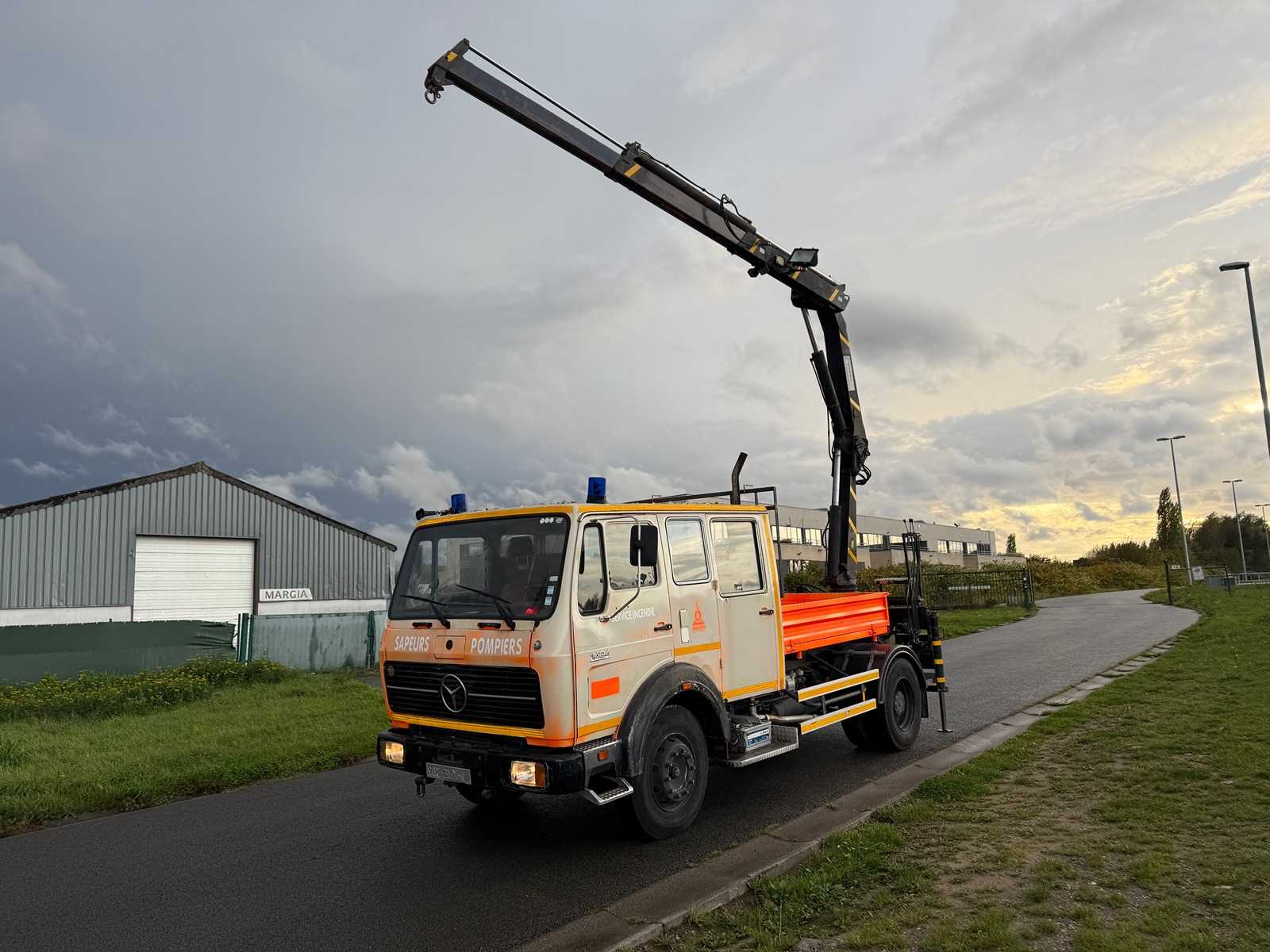 MERCEDES – 1979 – 1424 F – Fire truck