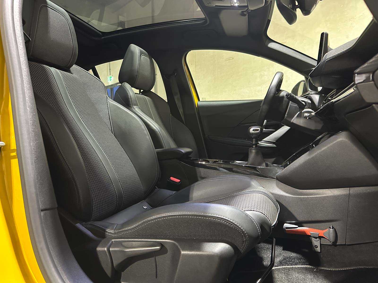 Peugeot 208 1.2 PureTech GT 101pk 2021 (Origineel-NL), K-271-NN