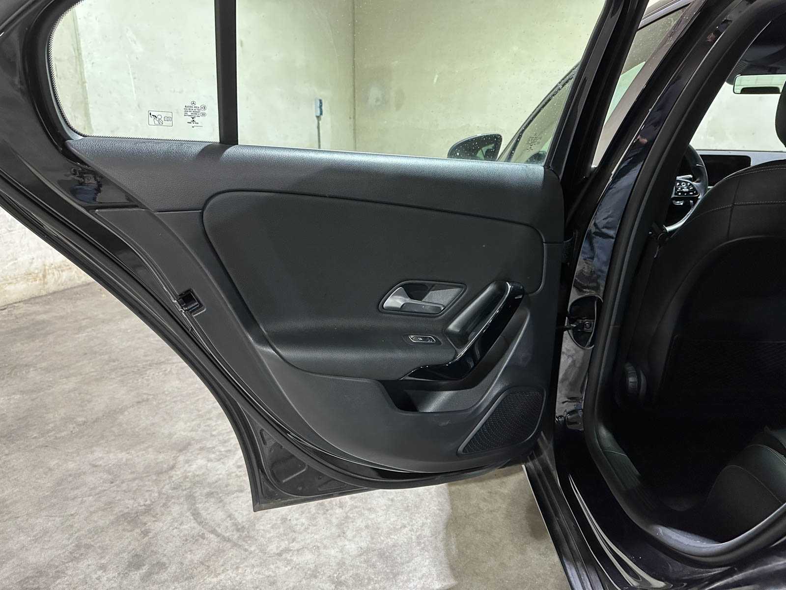 Mercedes-Benz A180 d 7G-DCT Business Solution A-Klasse 116pk 2020 (Origineel-NL+1e eigenaar), H-772-KD