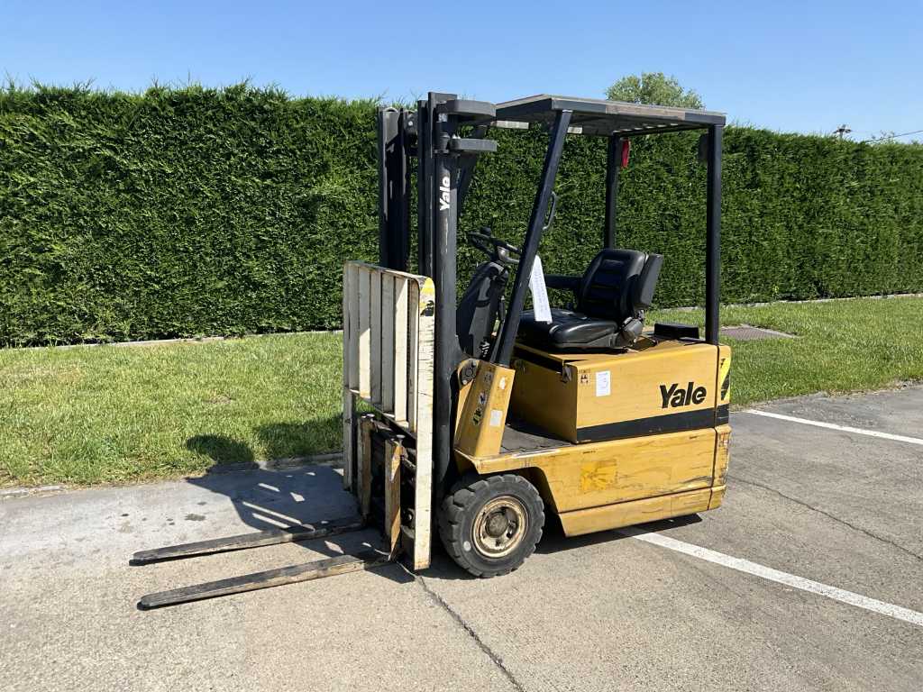 Yale - ERP10 - Reach forklift - 2004