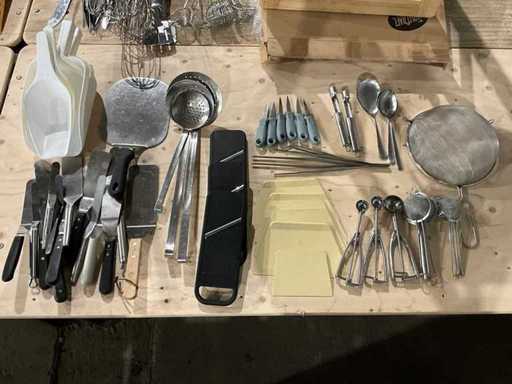 Lotto di utensili da cucina