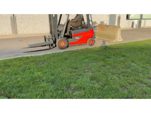 3910e594-5327-4f55-b1d7-2df2792eb46d.mp4