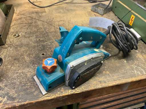 Makita schavemachine