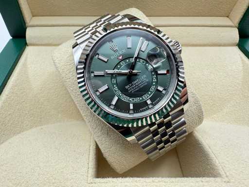 Sky-Dweller | 336934 | Green Dial | Jubilee | 2025 