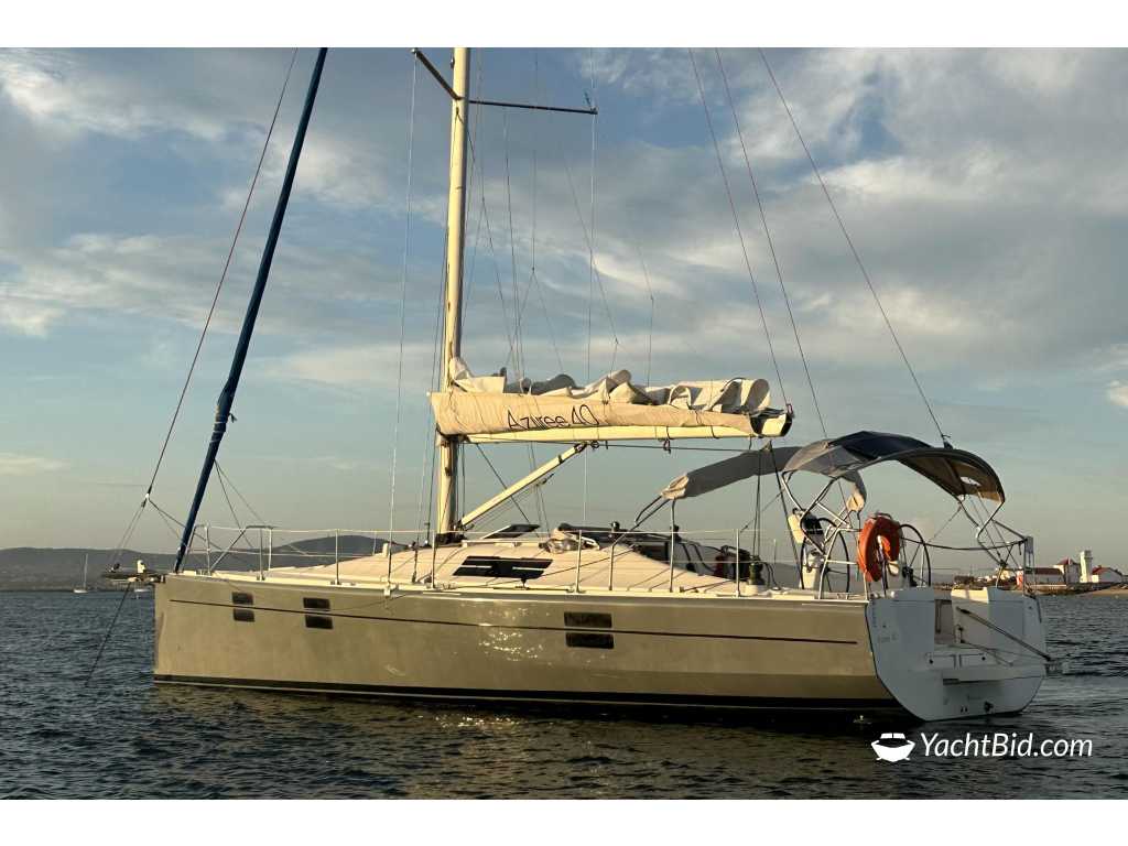 Azuree 40 - Sailing yacht