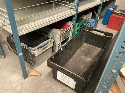 Varie casse di plastica (9x)