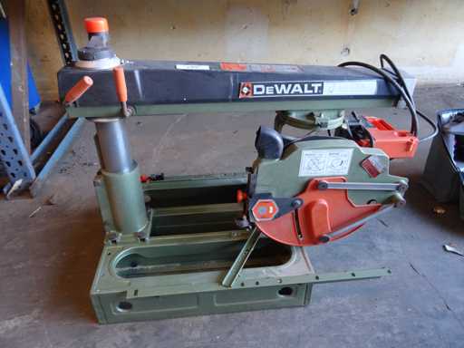 Dewalt – DW 1251 – Radialgehrungssäge